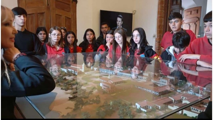 Presencia estudiantil en El Cabildo