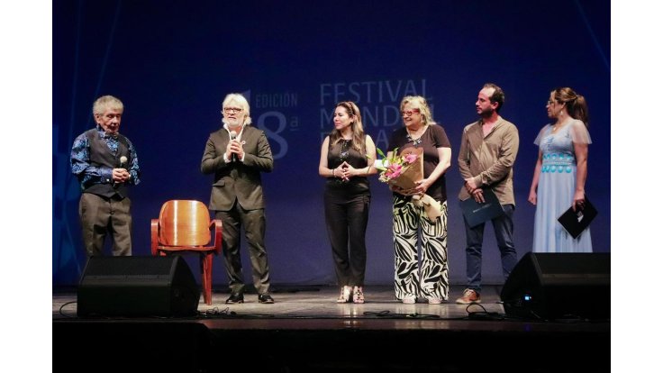 Homenaje al maestro 