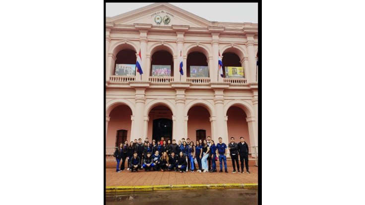 Visitas de alumnos y docentes