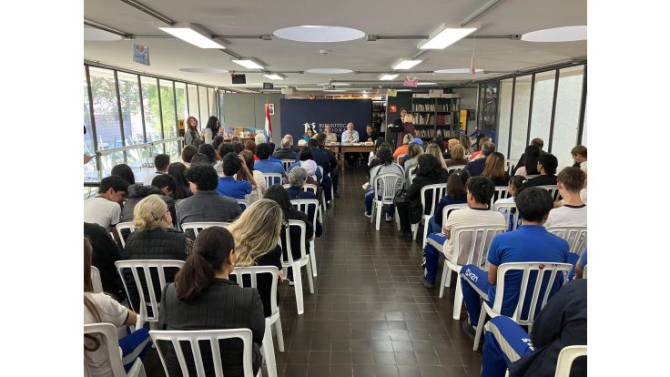 Libros, voces y encuentros: