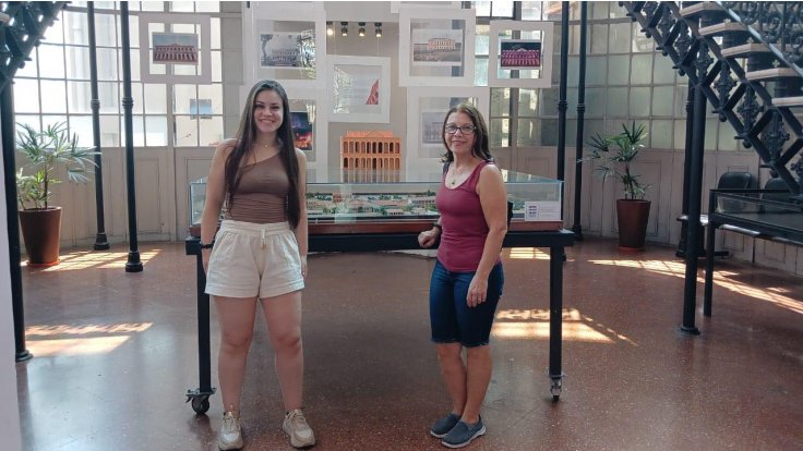 Visitantes nacionales e internacionales