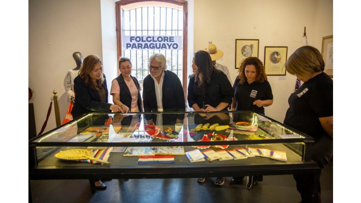 Conmemoración del Día del Folclore Paraguayo