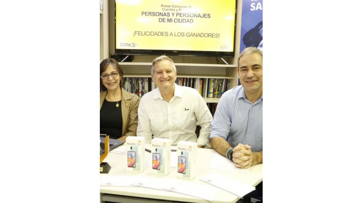 Premiación de concurso juvenil de relatos