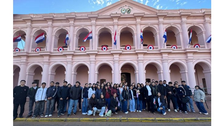 Visita de estudiantes al Cabildo