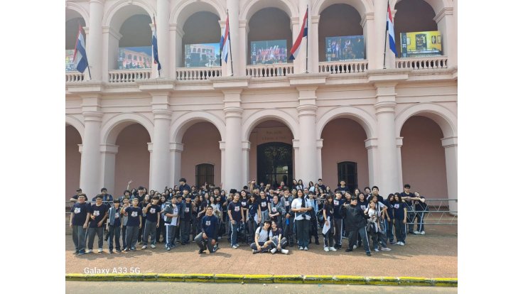 Estudiantes, profesores y padres