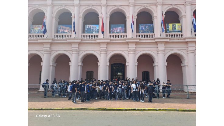 Estudiantes, profesores y padres