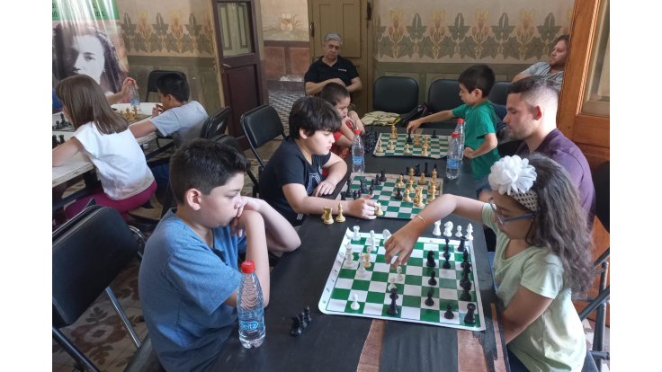 Taller infanto-juvenil de ajedrez
