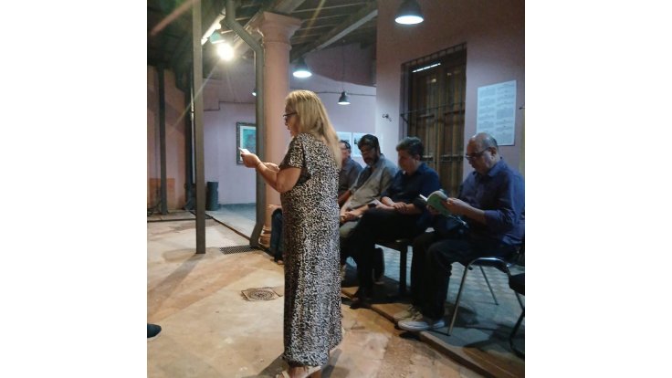 Emocionante “Atardecer Literario”