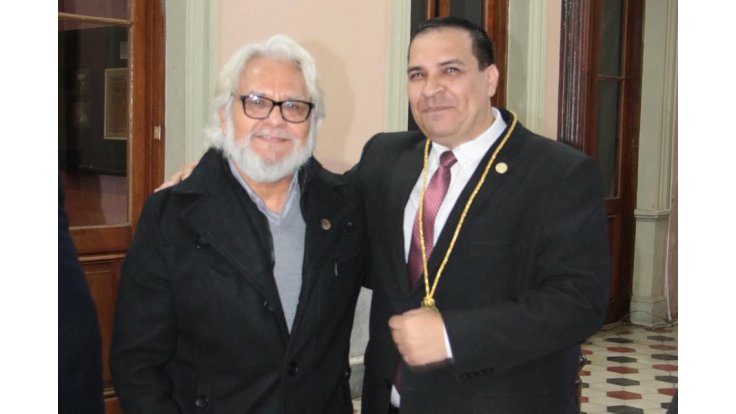 Javier Viveros (10)  y Selva Acosta (14)