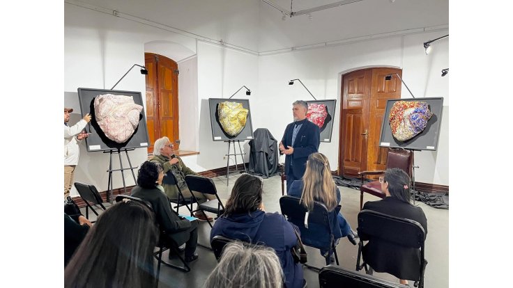 Exitoso conversatorio en El Cabildo