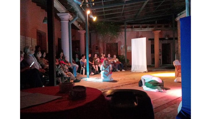 Presentaron “Las Troyanas”