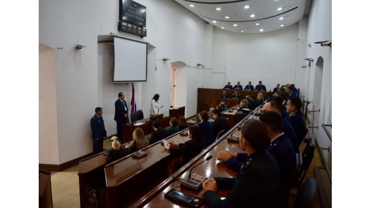 Estudiantes de la Fuerza Aérea Paraguaya