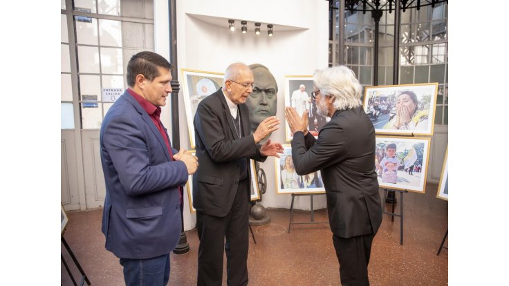 Exposición fotográfica de Francisco I en Paraguay