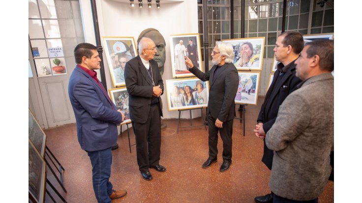 Exposición fotográfica de Francisco I en Paraguay