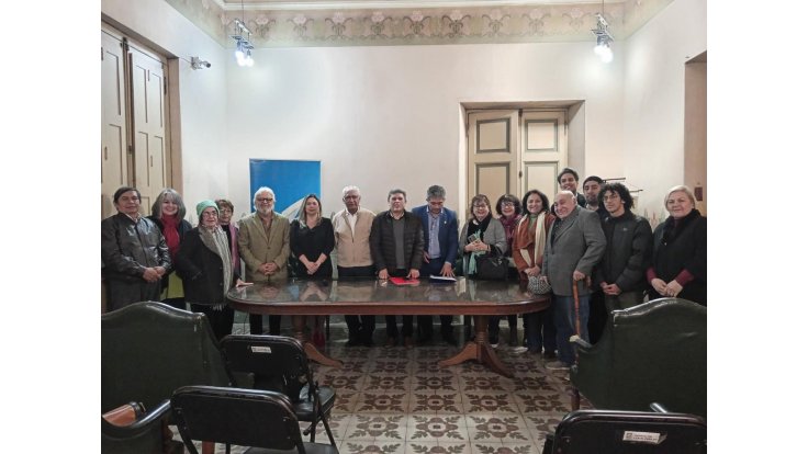 Escritores y académicos