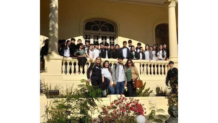 Colegio San Roque González de Santa Cruz