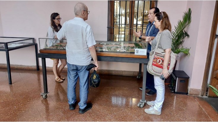 Autoridades eslovenas visitan El Cabildo