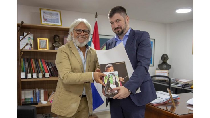 Paraguay y Rusia