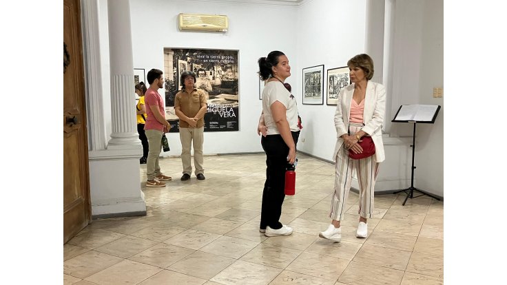 Inauguran “Transtierro” de Miguela Vera