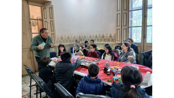 Talleres de Pensamiento Crítico y Escritura