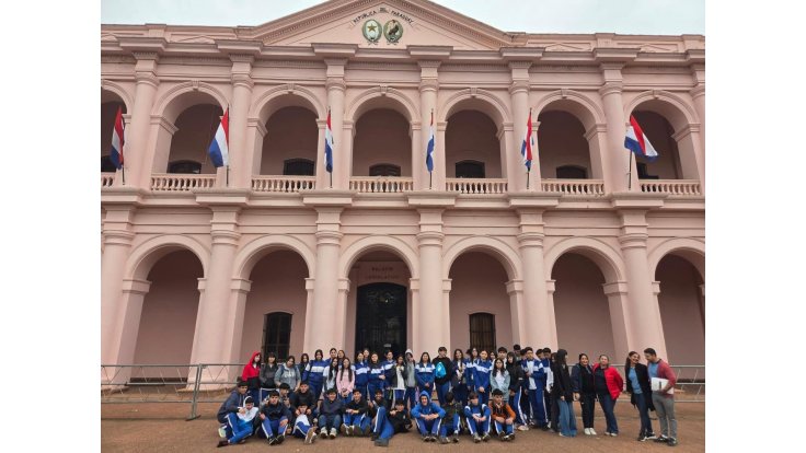 Numerosas personas visitaron El Cabildo
