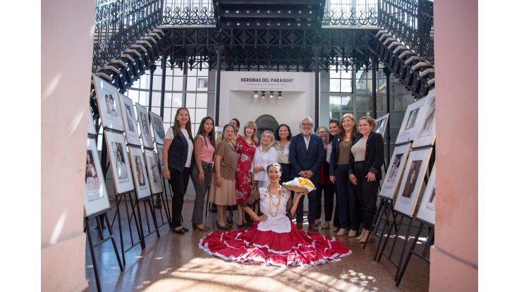 Mujeres representativas de nuestra historia