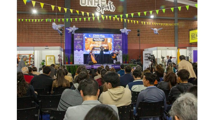 El Cabildo vive una brillante Jornada Cultural