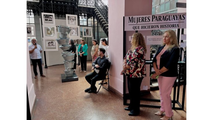 Exposición Creativa y Artística